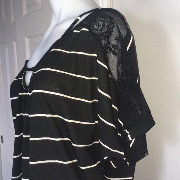 Woodleigh stripe cut out lace insert short sleeve top - Picture 7 of 11